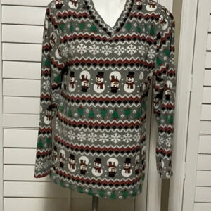 𝅺NWOT  MAYFAIR Holiday Fleece Sweater  Size L  Bust  40"  Length 25"